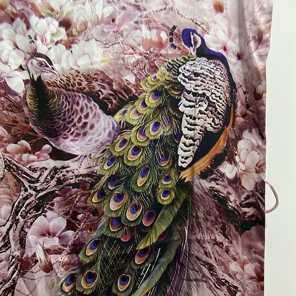 Peacock Print Sleeveless Tunic 100% silk - Picture 10 of 14